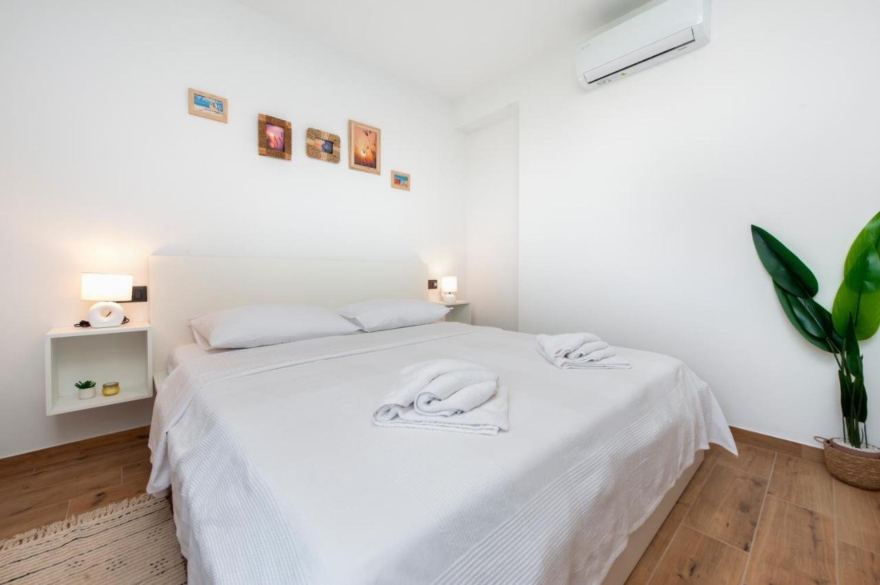 רוביני Apartments Sunrise & Sunset מראה חיצוני תמונה