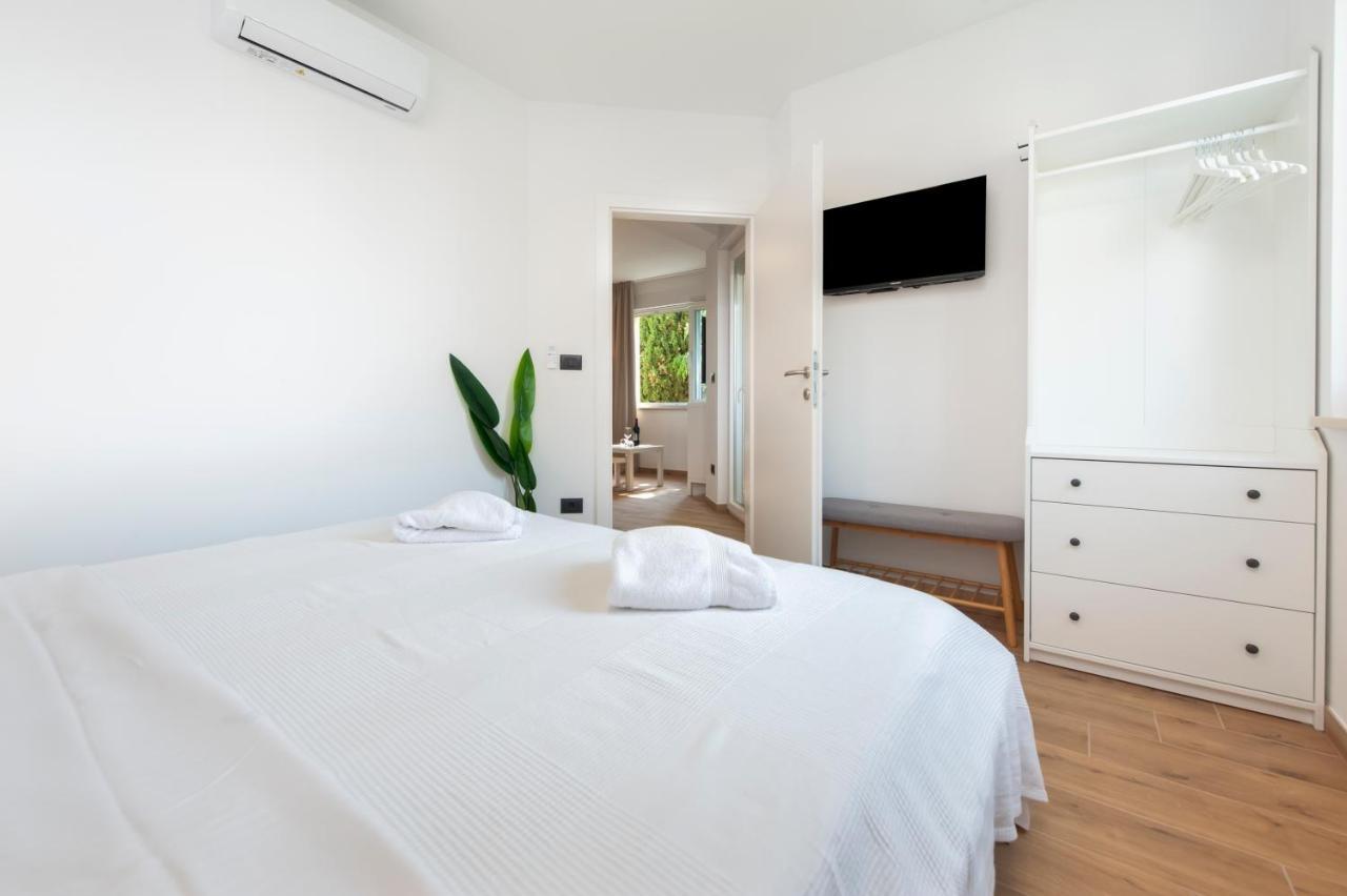 רוביני Apartments Sunrise & Sunset מראה חיצוני תמונה